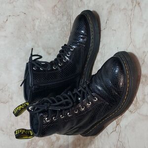 Dr. Martens Black Lace Up Youth Combat Boots Size 2